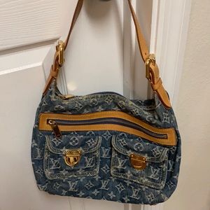 Louis Vuitton Shoulder Baggy